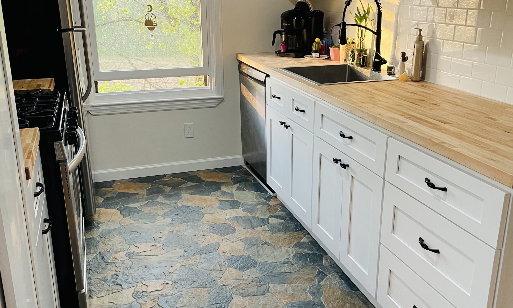 Kitchen remodeling services